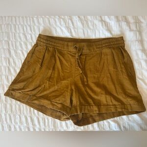 Old Navy Women's Tan Linen Shorts